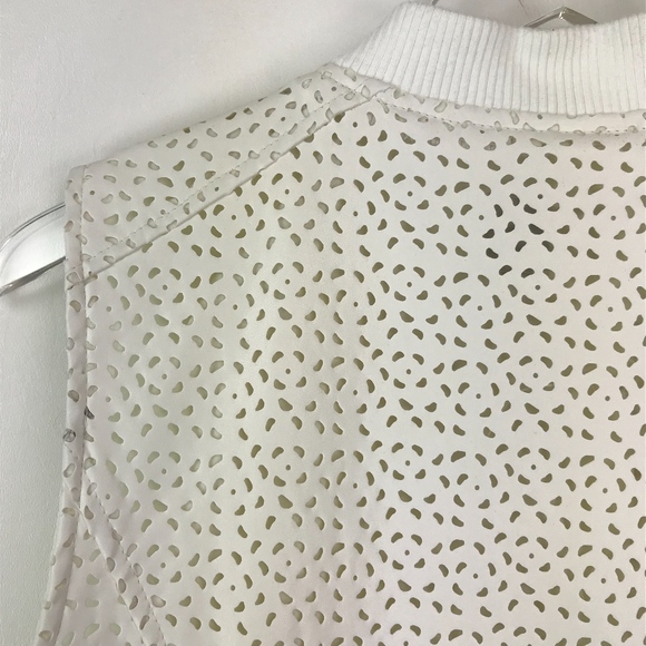 Kut from the Kloth Women's Laser Cut Vest - Picture 4 of 5